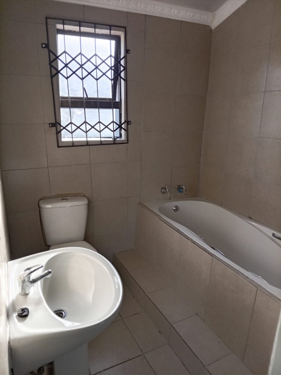2 Bedroom Property for Sale in Mdantsane Nu 13 Eastern Cape